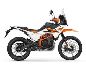 KTM 390 ADVENTURE R 2026 SKLADEM