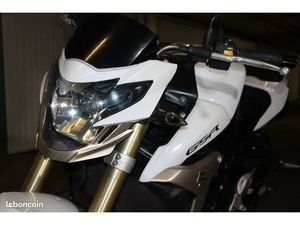 SUZUKI GSR 750 – 2015 – BLANCHE – EXCELLENT ÉTAT