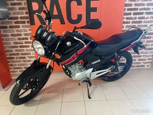 YAMAHA YBR 125 NOIR