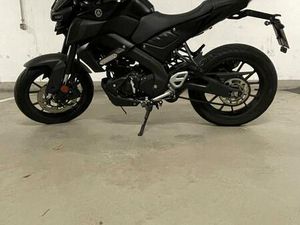 YAMAHA MT-125 VOLLAUSSTATTUNG !