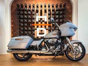 HARLEY-DAVIDSON ROAD GLIDE FLTRX 117