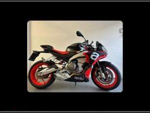 APRILIA TUONO 660