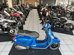 VESPA GTS 300