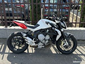MV AGUSTA BRUTALE 800