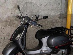 PIAGGIO VESPA GTS 125 ABS - SPORT