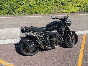YAMAHA XSR 700