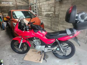 VENDS MOTO YAMAHA 125 YBR DIVERSION