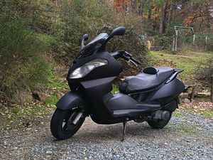 JOLI SCOOTER PRÊT À ROULER