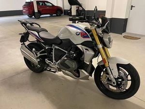 BMW R 1250 R HP 136CV - 2019 - SERVIZI OK CANTON TESSIN -