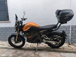 SUPER SOCO TC MAX — ELÉTRICA 125 CC |REVISÕES NA MARCA | BATERIA REMOVÍVEL| EXTRAS