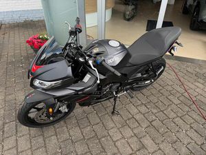 APRILIA TUONO 125 E5+ LED ABS