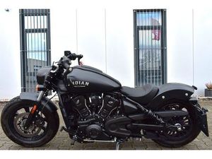 INDIAN SCOUT BOBBER LIMITED &TECH + JEKILL&HYDE AUSPUFF