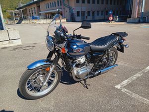 KAWASAKI W800 2024 1500KM
