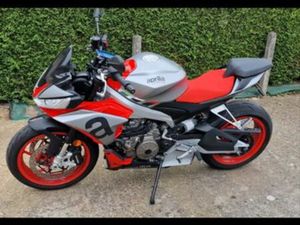 APRILIA TUONO 660
