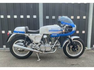 DUCATI 900 SS