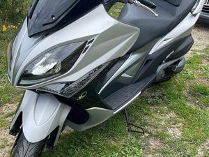 SCOOTER KYMCO 400I XCITING FAIBLE KM