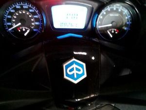 CAUSE SANTÉ VEND SCOOTER 125 CC