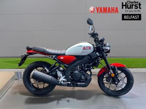 YAMAHA XSR 125 WITH DELIVERY MILES, NI REG