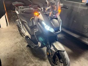HONDA XADV