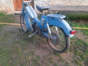 VENDS MOBYLETTE MOTOBECANE