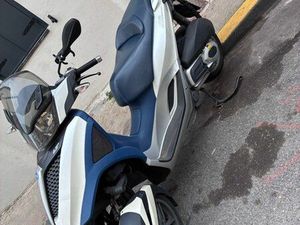 PIAGGIO MP3 YOURBAN