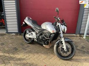 SUZUKI GSR 600 NIEUWE BANDEN — MOTOREN | SUZUKI — MARKTPLAATS