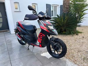 APRILIA SR 50 2T