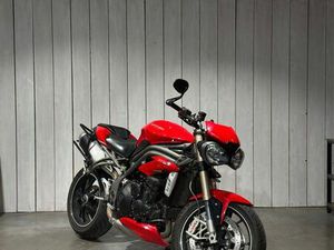 TRIUMPH SPEED TRIPLE 1050 S - LE SHOWROOM