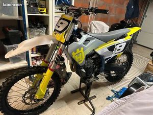 HUSQVARNA 450 FC 2024