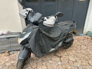 SCOOTER PEUGEOT