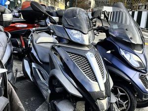 PIAGGIO YOURBAN 300 NOIR GARANTIE 3 ANS CT 0K