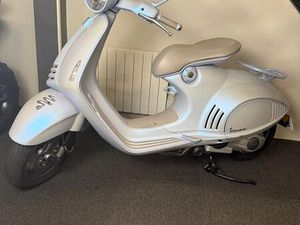 VESPA 946 SNAKE 125 CM3