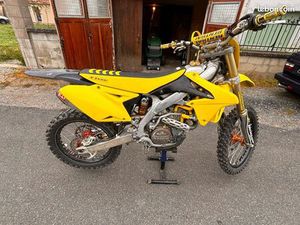 SUZUKI 450 RM-Z
