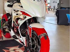 HONDA CBR 650 PISTE
