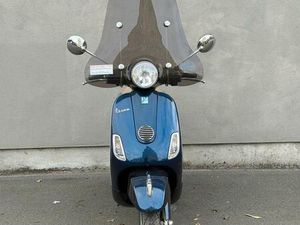 ② VESPA LX50 (B-KLASSE)