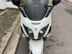 PIAGGIO - XEVO 125
