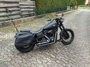 HARLEY-DAVIDSON DYNA STREET BOB