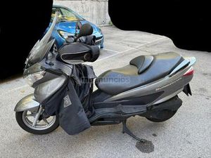 SUZUKI - BURGMAN 125