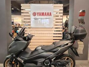 YAMAHA - TMAX 560 TECH MAX