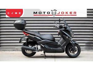 YAMAHA - XMAX 250