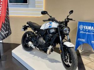 YAMAHA XSR 700 2025 690 CM3 | MOTO ROADSTER | 819 KM | BLANC | 30100 ALES