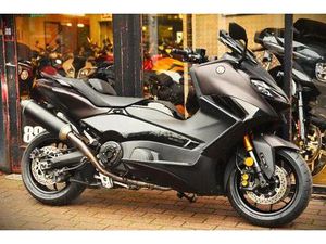 ② YAMAHA TMAX 560 TECH MAX ***MOTOVERTE.BE***