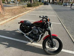 HARLEY DAVIDSON 1200 NIGHTSTER ROUGE