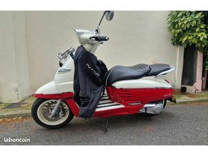 VENDS SCOOTER 125CM3 DJANGO *PEUGEOT)