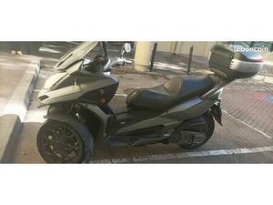 VENDS SCOOTER 3 ROUES
