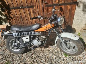VANVAN RV125 ANCIEN 6 VOLTS RV 125 VAN VAN DE 1977 .............................................................