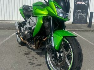 KAWAZAKI Z750