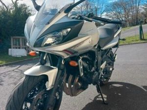 YAMAHA FZ6 S2