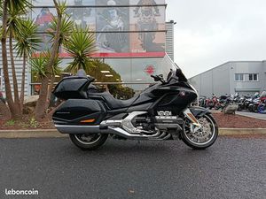 HONDA GL1800 GOLDWING TOURING DCT