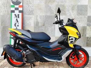 APRILIA SR GT 200 3500 KM - GARANZIA 12 MESI